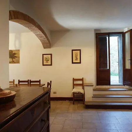 Hébergement de vacances Sleeps 10 Pool Wifi Sienne
